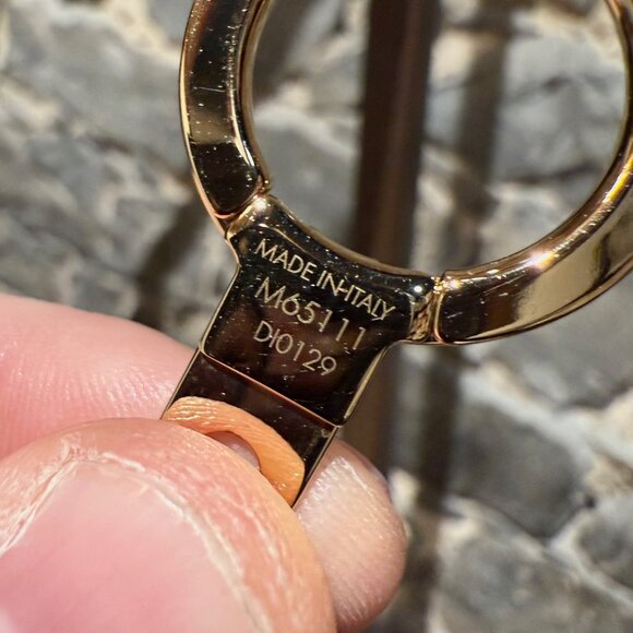 Louis Vuitton Gold Fleur De Monogramme Keychain Bag Charm - Picture 7 of 12